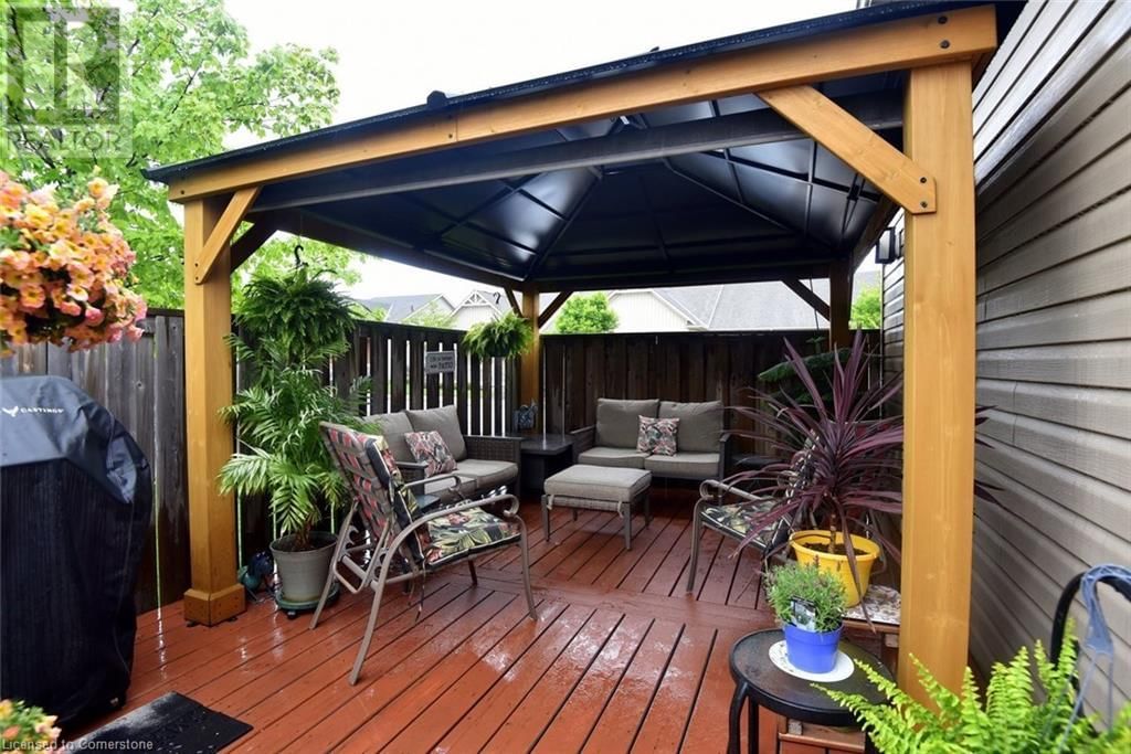 11 ECKER LANE Image 31