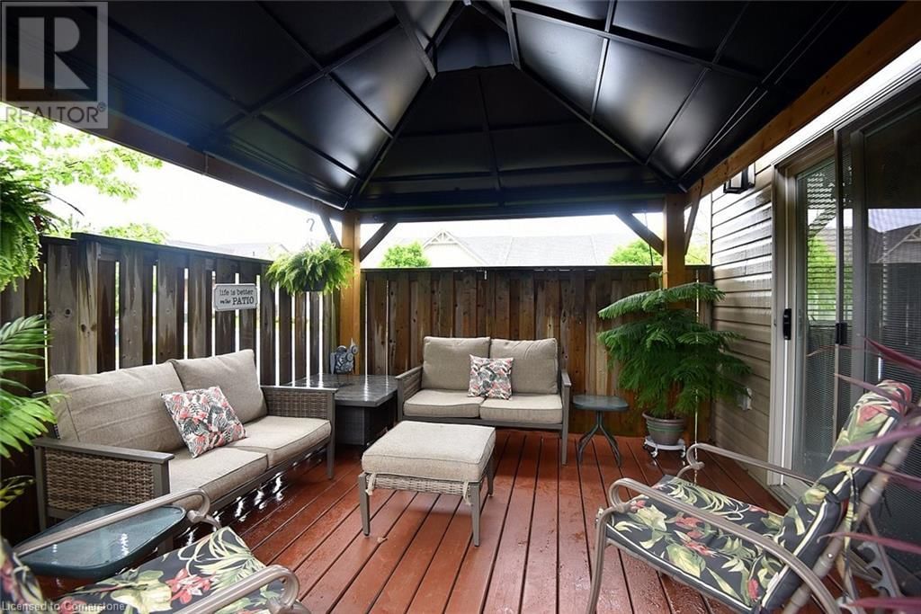 11 ECKER LANE Image 32