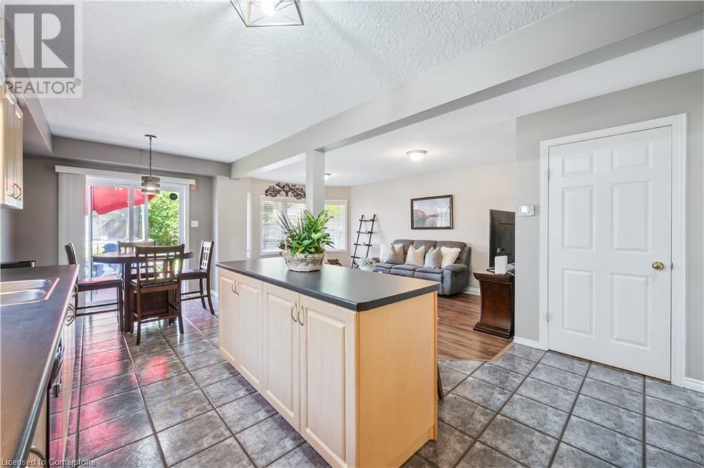 904 RUSH MEADOW COURT Image 11