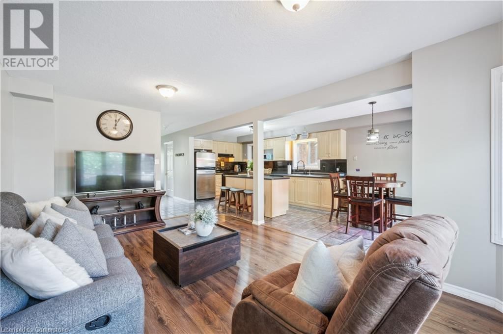 904 RUSH MEADOW COURT Image 13