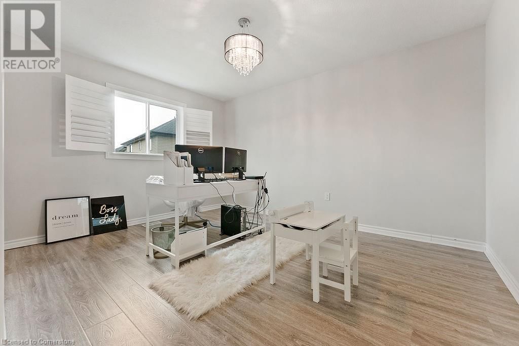 12 ASCOLI DRIVE Image 21