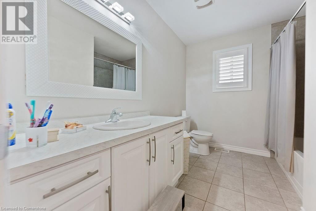 12 ASCOLI DRIVE Image 22