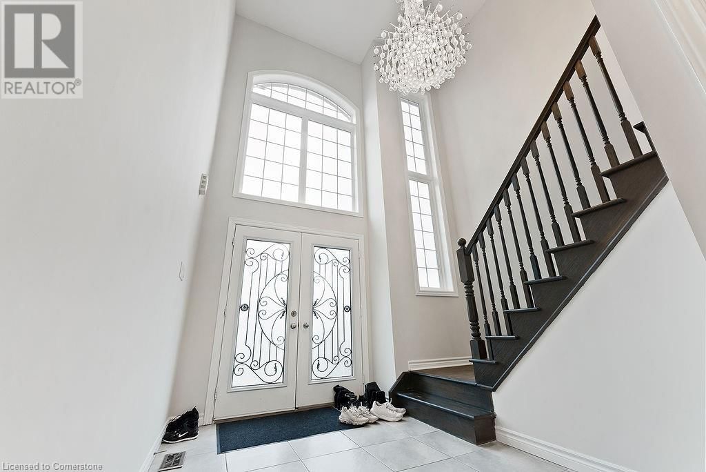 12 ASCOLI DRIVE Image 3