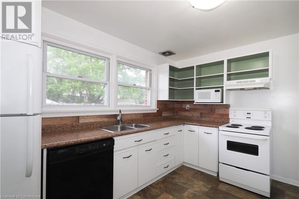 55 HOFFMAN STREET Image 12
