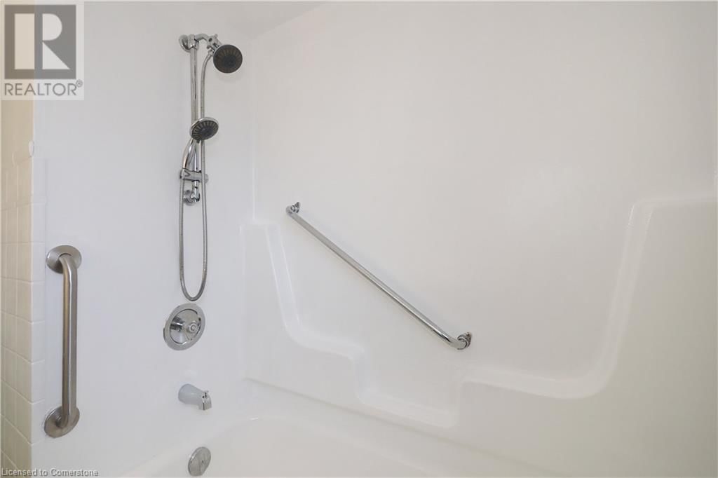55 HOFFMAN STREET Image 19