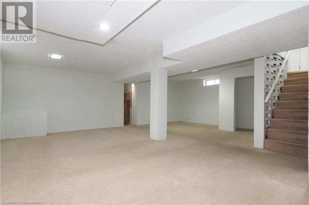 55 HOFFMAN STREET Image 22
