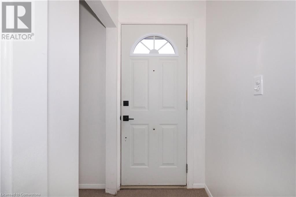 55 HOFFMAN STREET Image 5