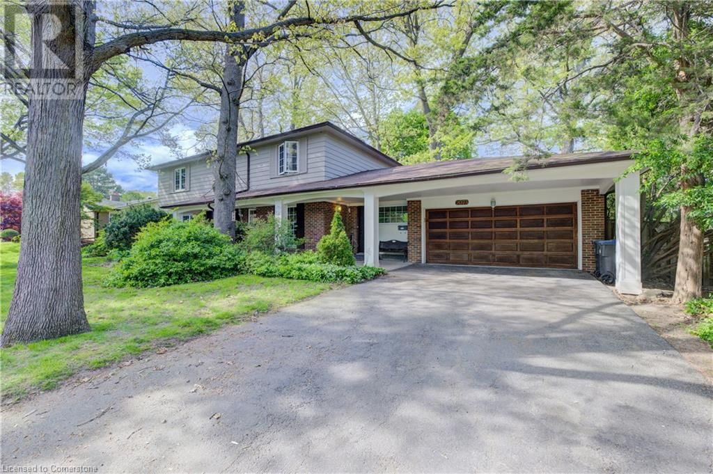 2073 TENOGA DRIVE Image 1