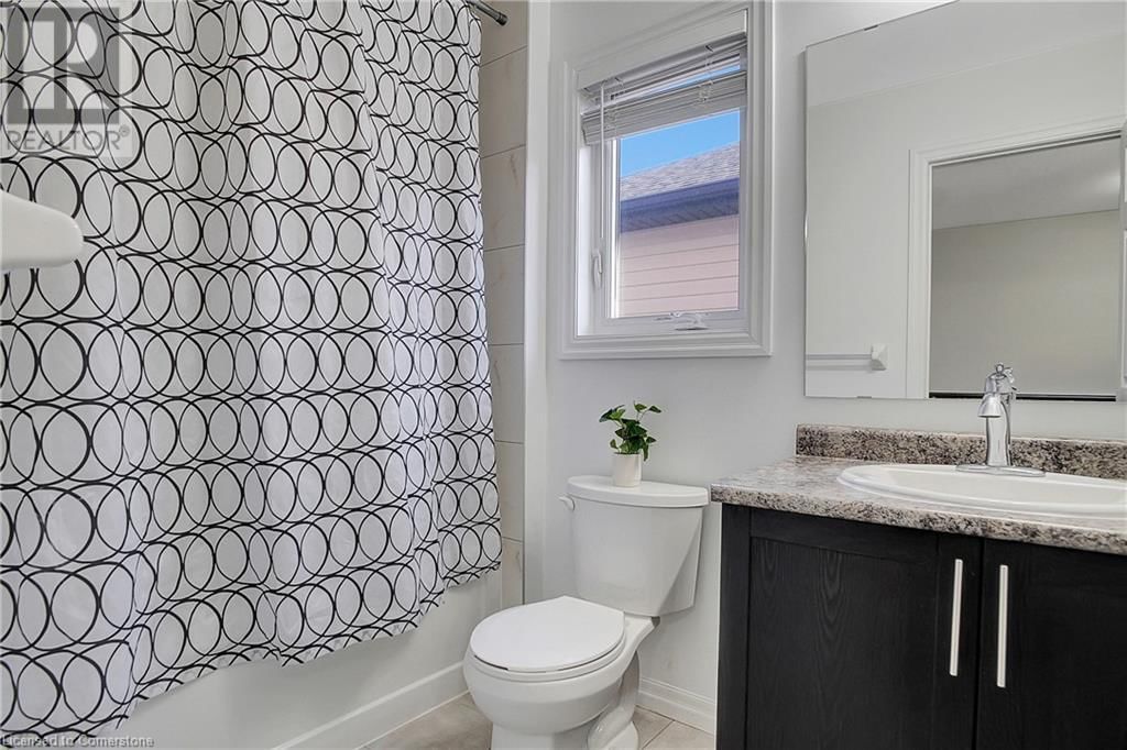 409 FREURE DRIVE Image 22