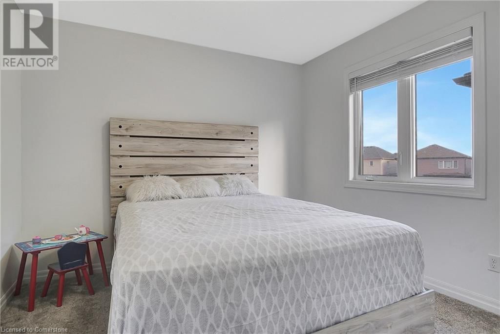 409 FREURE DRIVE Image 23