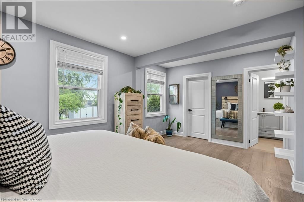 342 EAST 15TH STREET Image 20