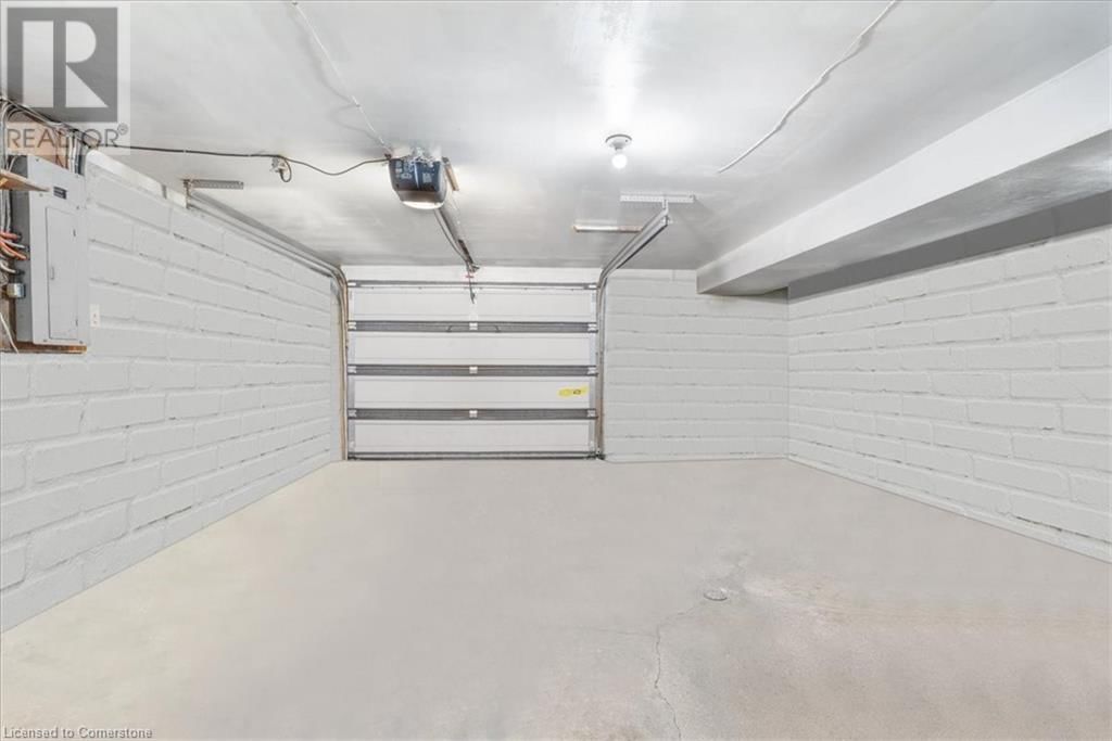 133 PICTON STREET EAST Image 37