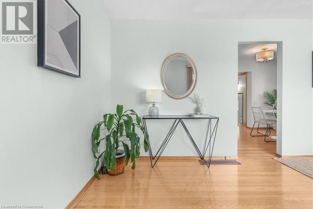 133 PICTON STREET EAST Image 4