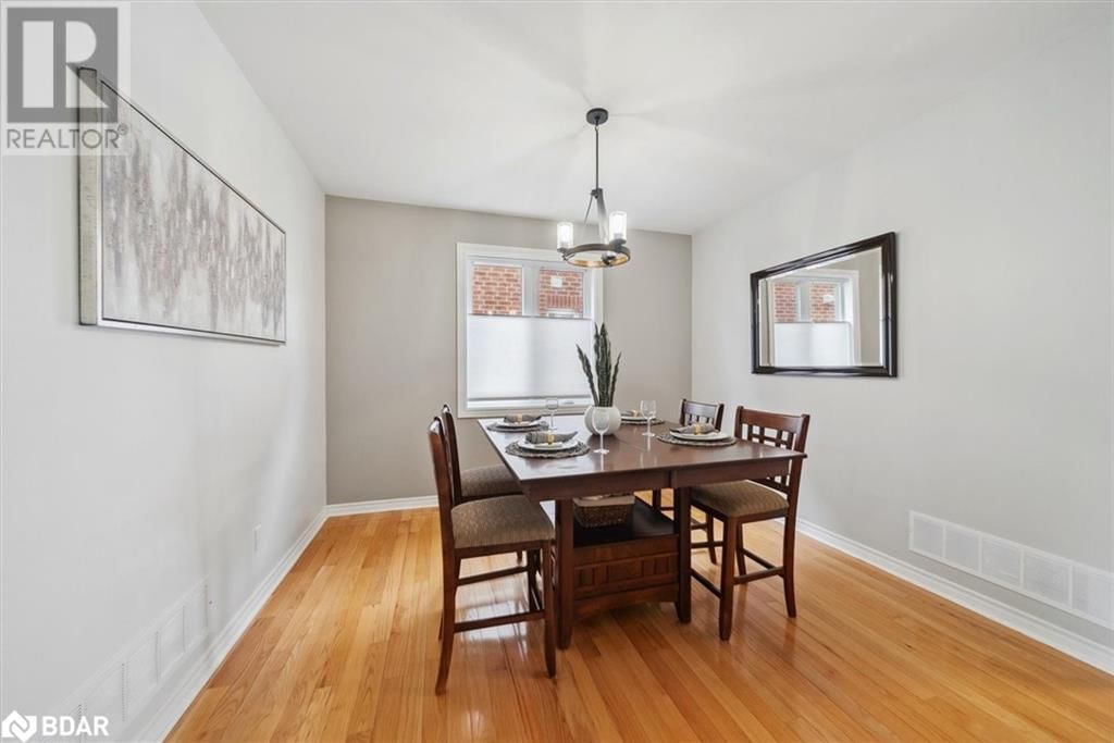 102 HERREMA BOULEVARD Image 16