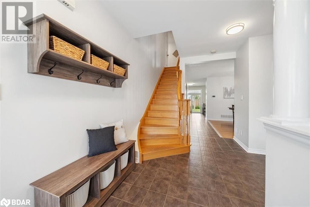 102 HERREMA BOULEVARD Image 19