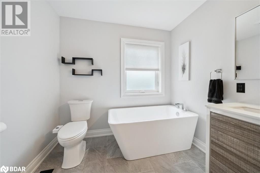 102 HERREMA BOULEVARD Image 24