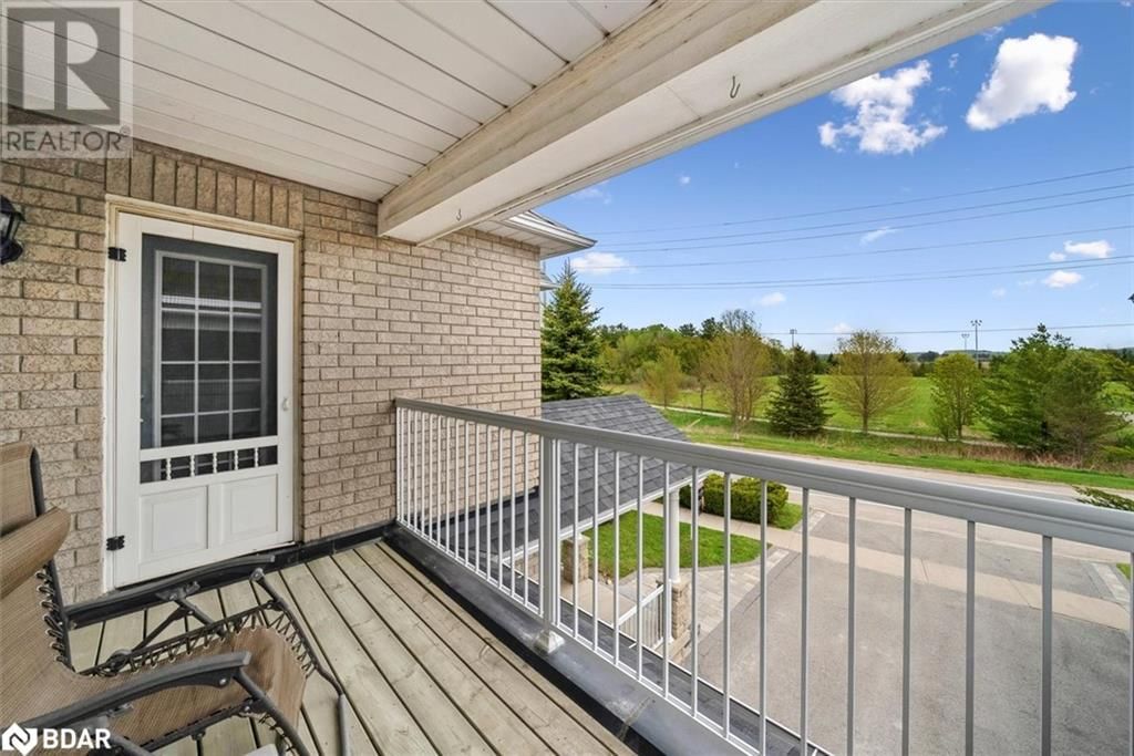 102 HERREMA BOULEVARD Image 31