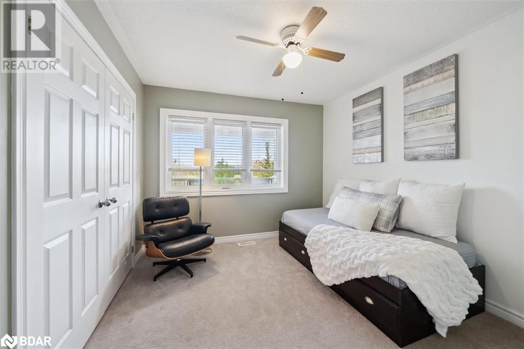 102 HERREMA BOULEVARD Image 34