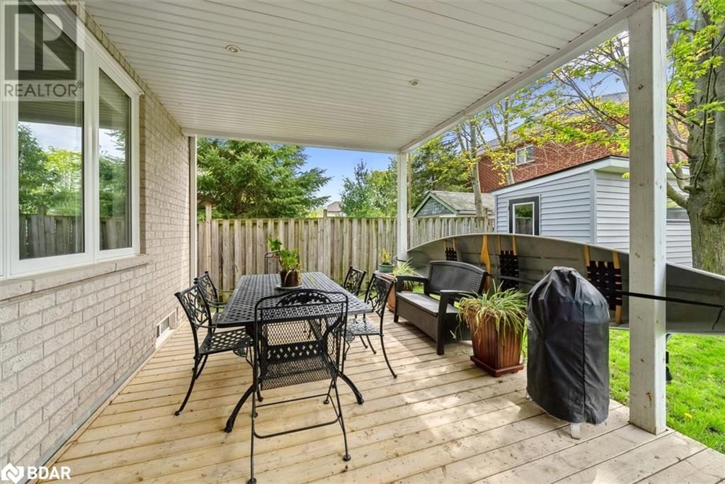 102 HERREMA BOULEVARD Image 41