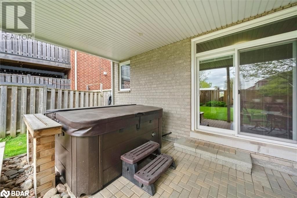 102 HERREMA BOULEVARD Image 43