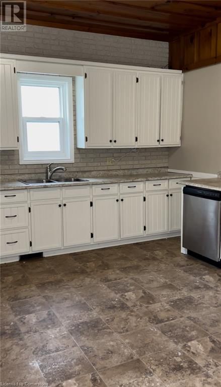 3696 NAFZIGER ROAD Image 11