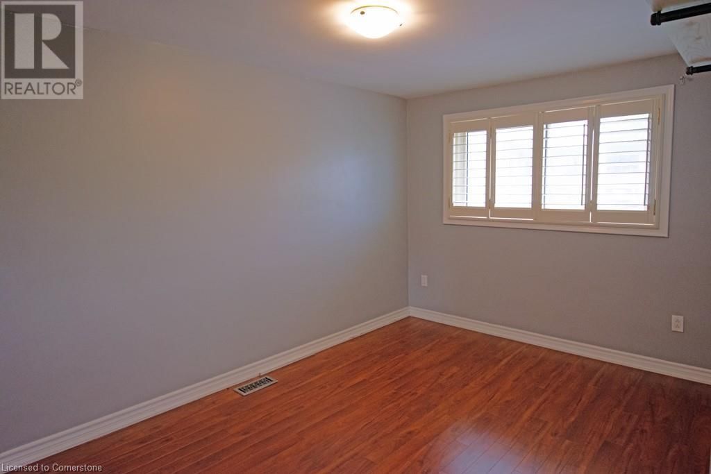 5 - 11 COLMAR PLACE Image 12