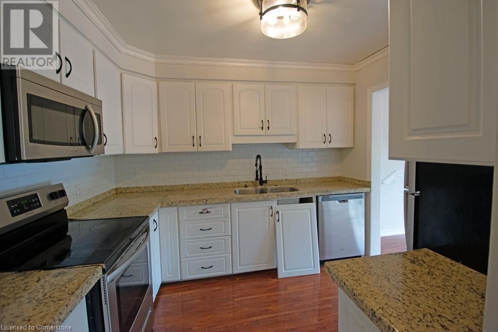 5 - 11 COLMAR PLACE Image 8
