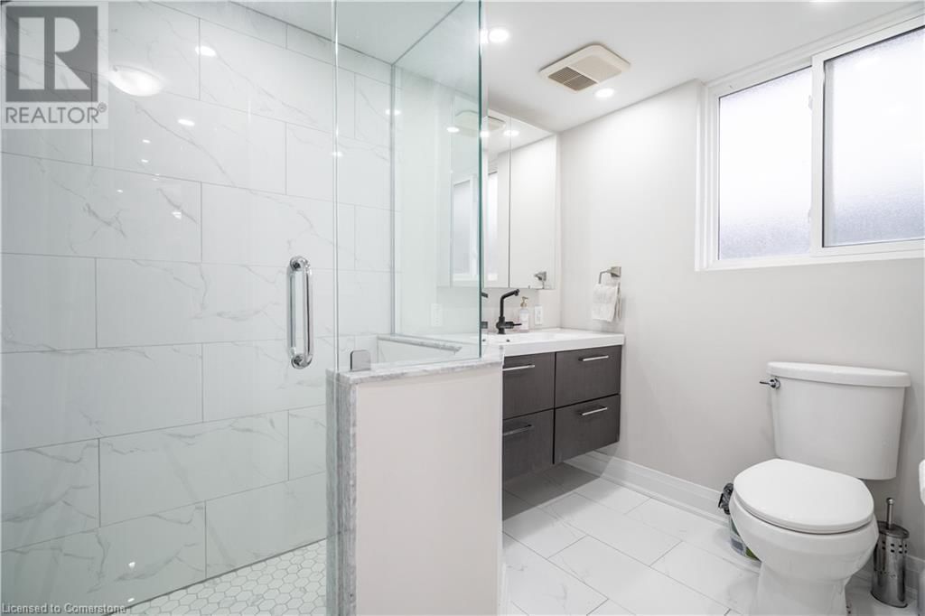 2 LYNFORD AVENUE Image 35