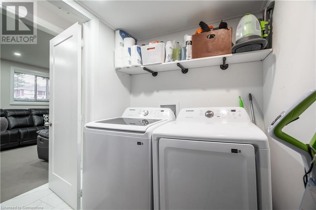2 LYNFORD AVENUE Image 36