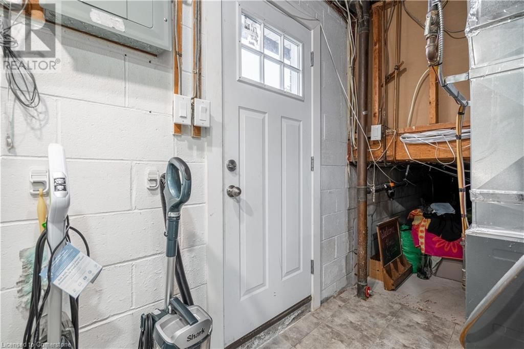 2 LYNFORD AVENUE Image 37