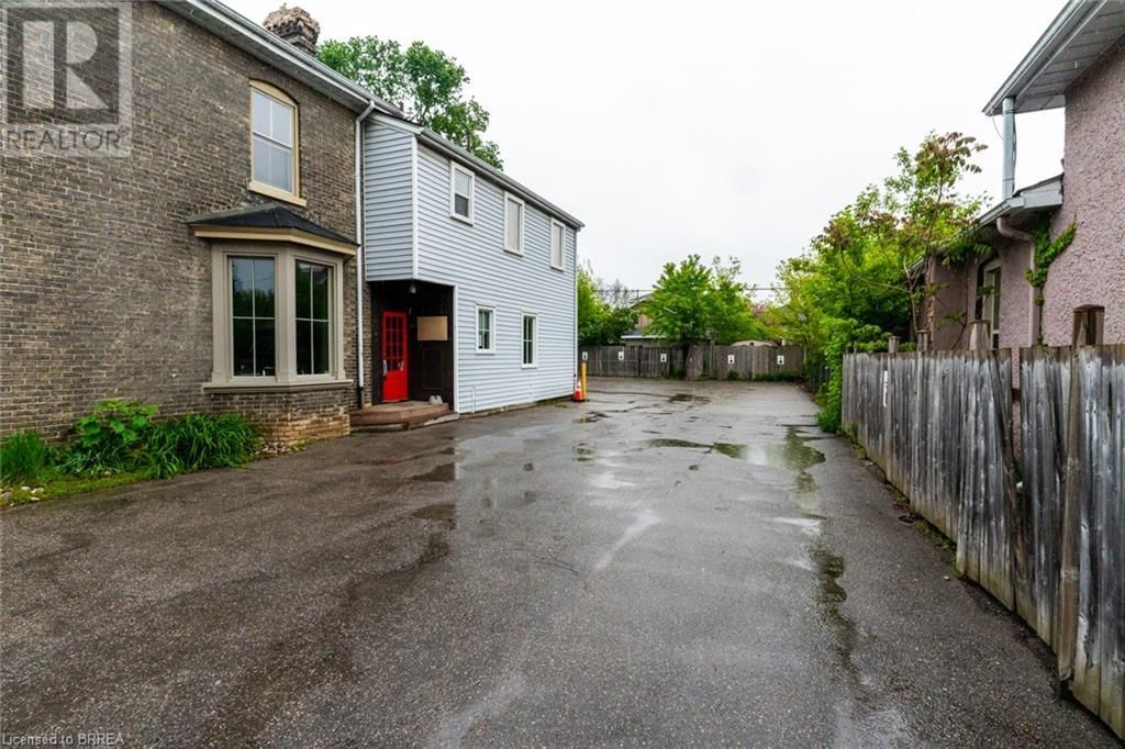 199 BRANT AVENUE Image 10