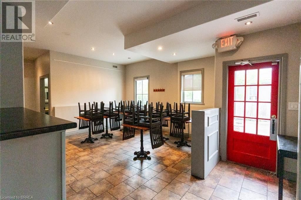 199 BRANT AVENUE Image 21