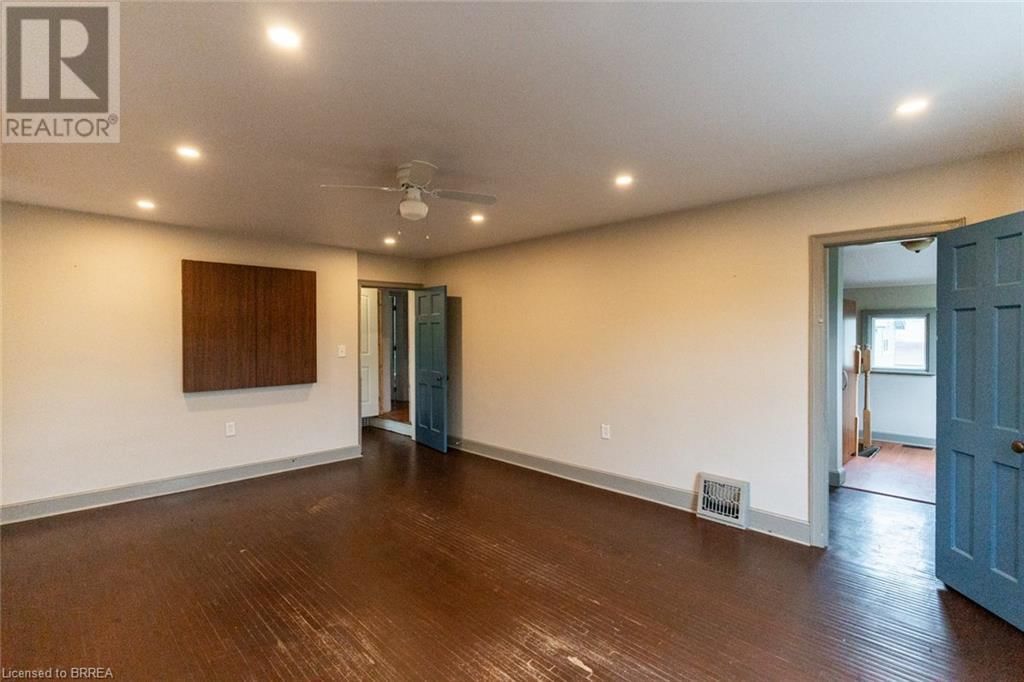 199 BRANT AVENUE Image 34