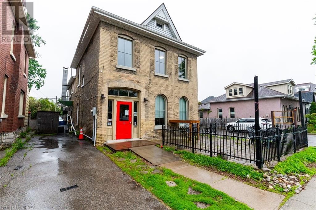 199 BRANT AVENUE Image 6