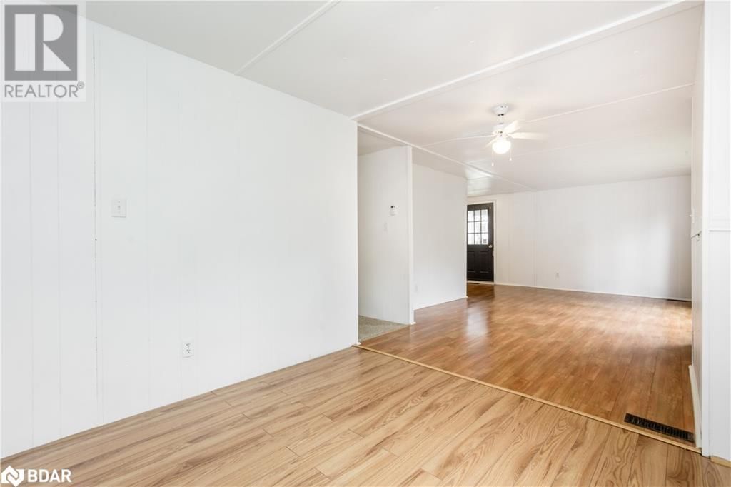 58 HAWTHORNE DRIVE Image 12