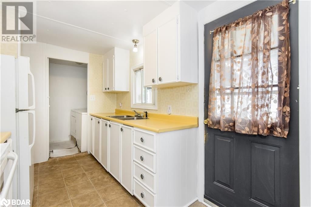 58 HAWTHORNE DRIVE Image 14