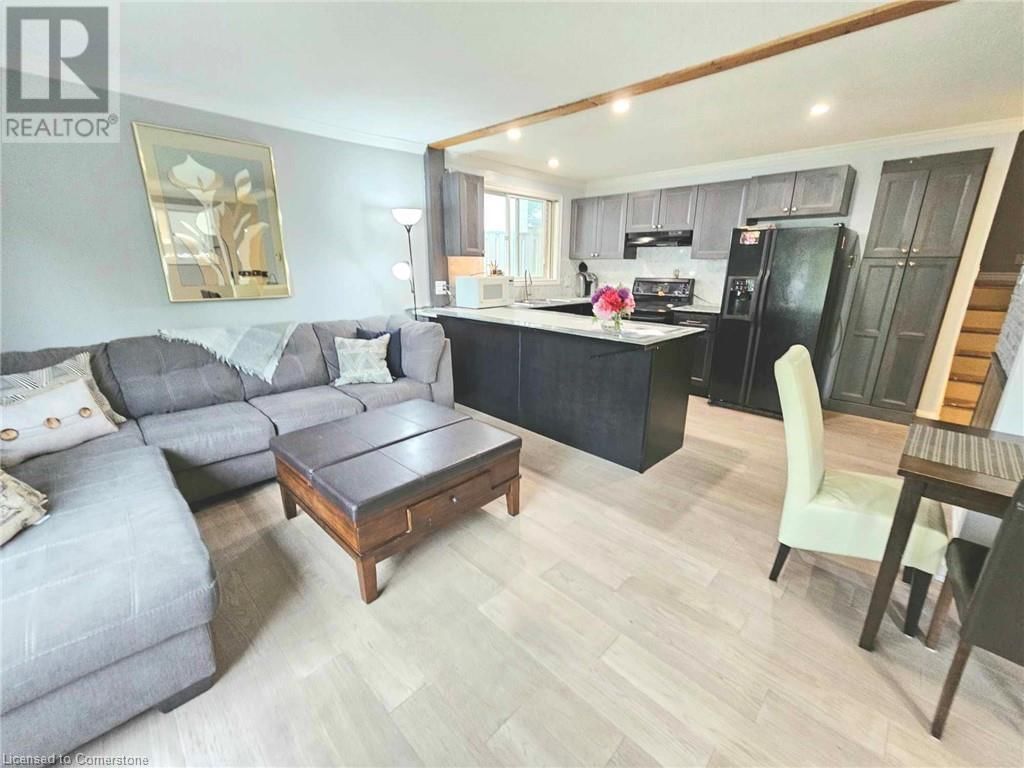 559 SPRUCEHILL AVENUE Image 5