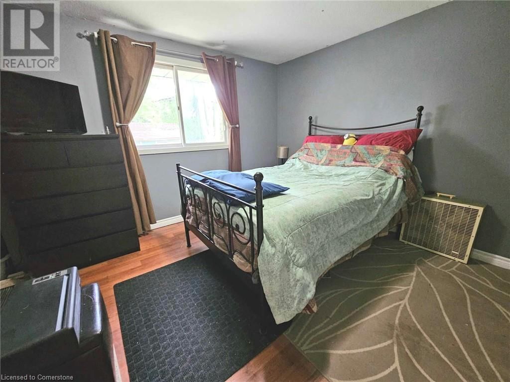 559 SPRUCEHILL AVENUE Image 8