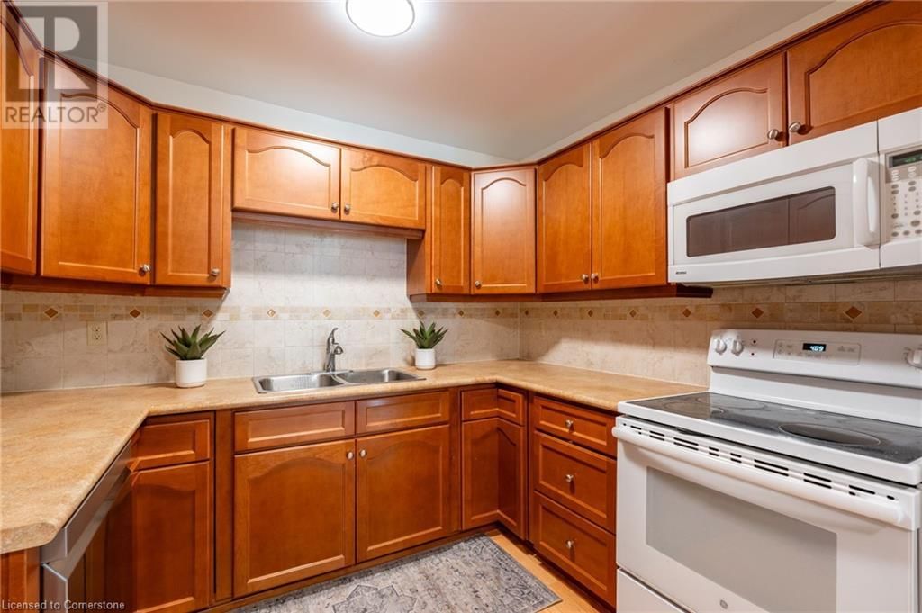 122 - 2301 CAVENDISH DRIVE Image 24
