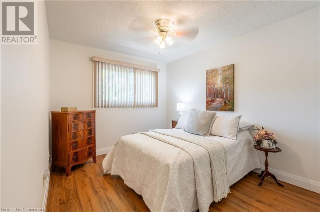 122 - 2301 CAVENDISH DRIVE Image 33