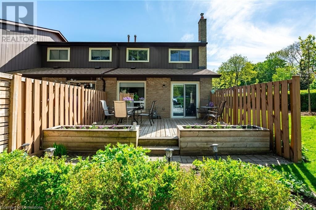 122 - 2301 CAVENDISH DRIVE Image 49