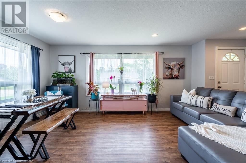 112 ANDERSON AVENUE Image 10