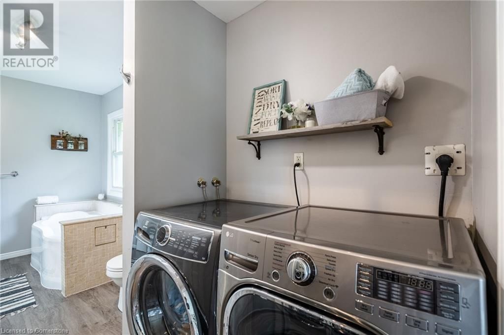 112 ANDERSON AVENUE Image 23