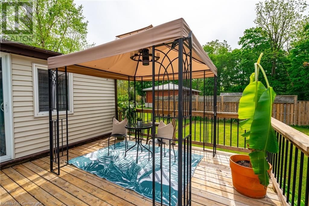 112 ANDERSON AVENUE Image 42