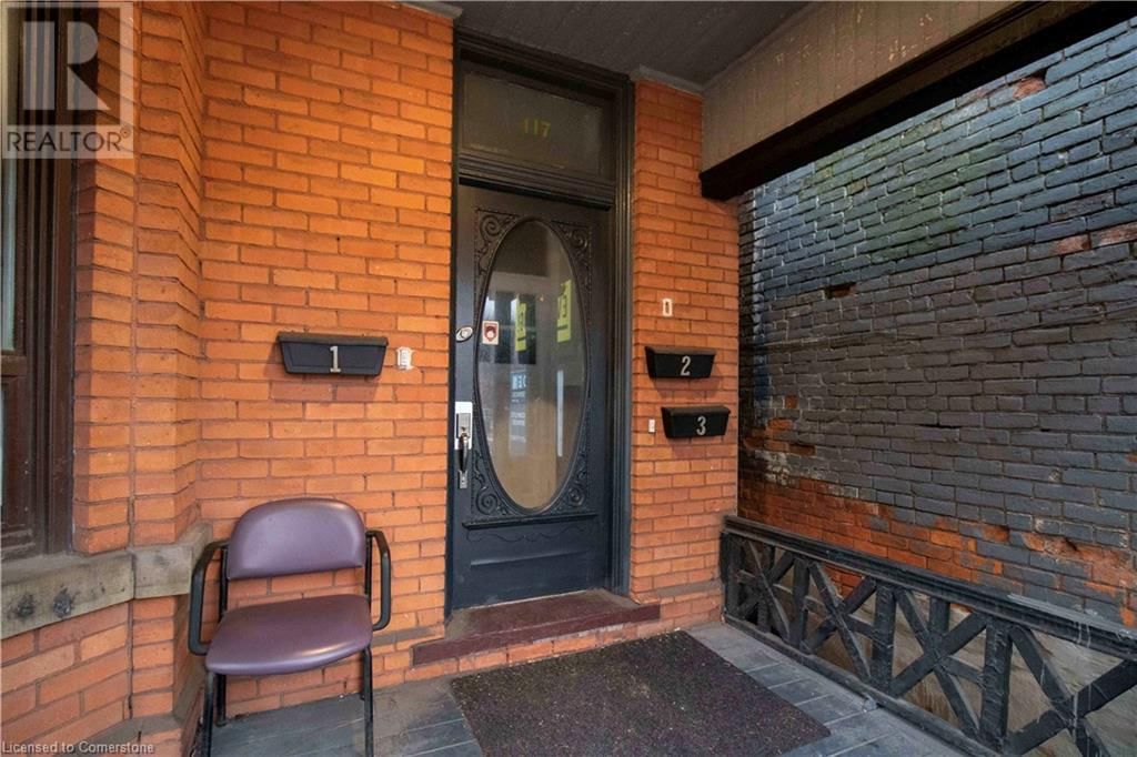 417 KING STREET WEST Image 2