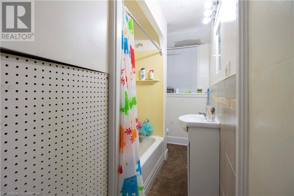 417 KING STREET WEST Image 25