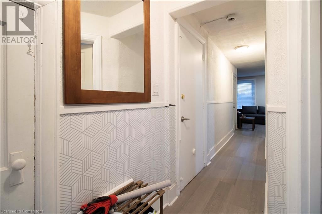 417 KING STREET WEST Image 3