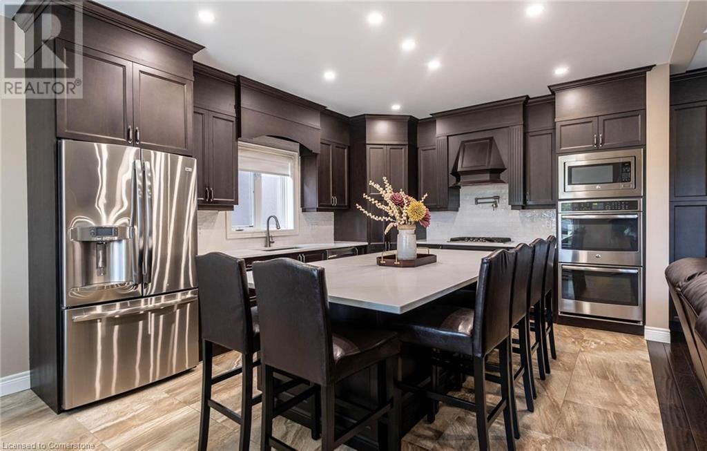 188 MOTHER'S STREET Image 15