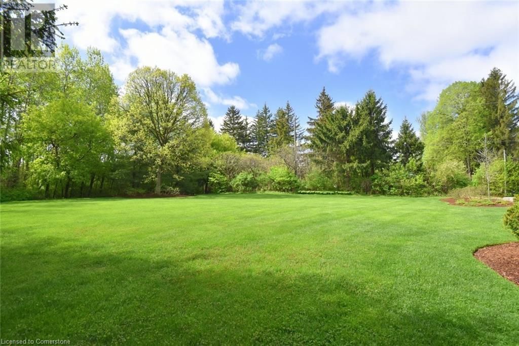 712 ROBSON ROAD Image 42