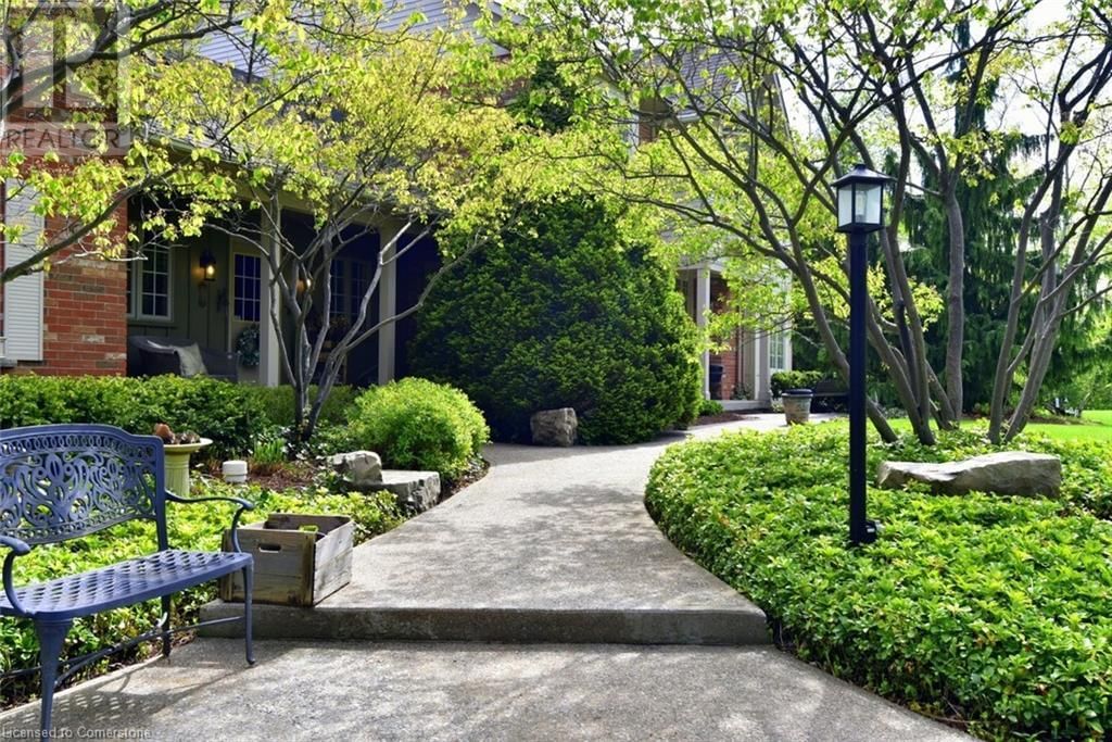 712 ROBSON ROAD Image 5